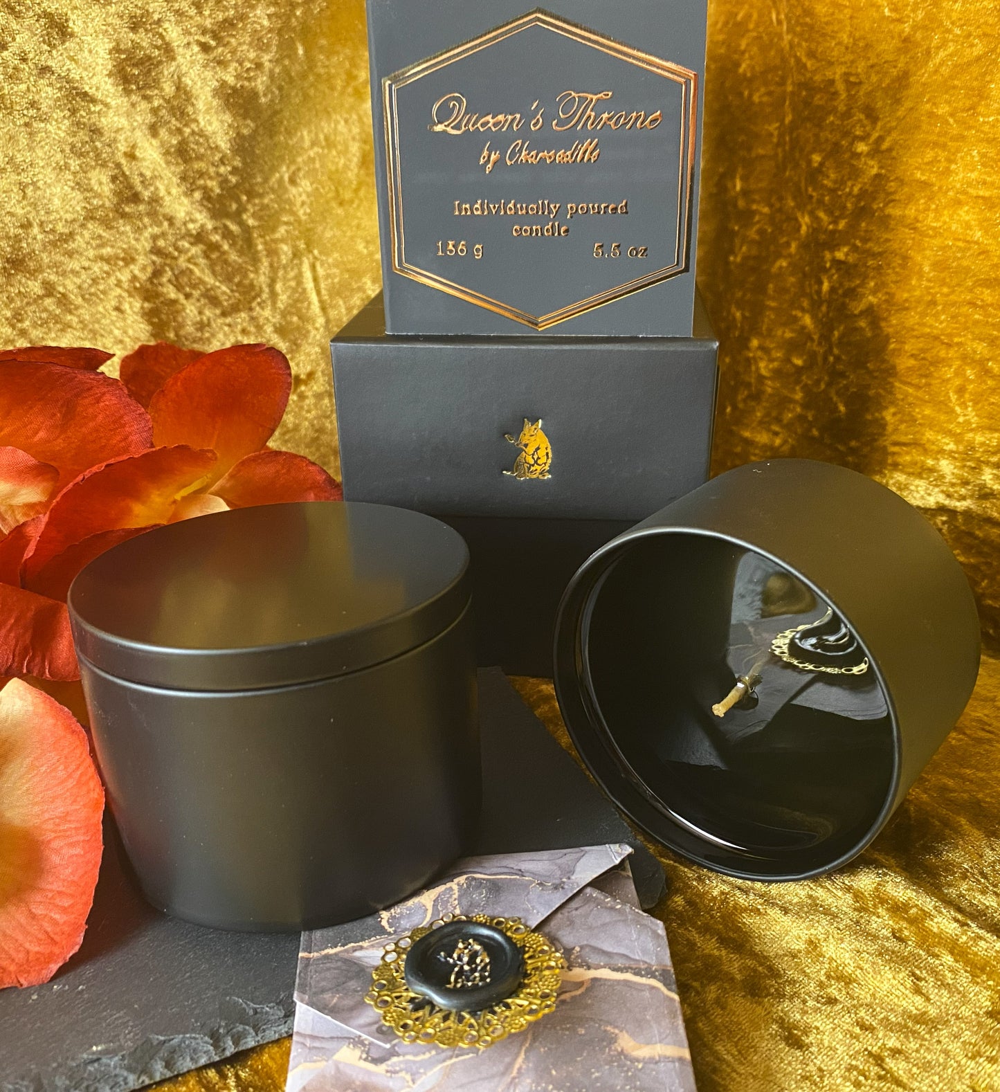 Queen's Throne Fragrance - Hand Poured Modern Candle
